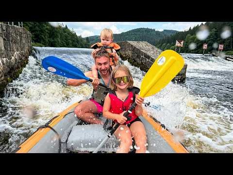 PŘEVRÁTILI JSME SE?! | Poprvé s rodinou NA VODĚ!