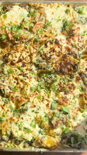 Food Network on Instagram: "SHEET PAN Italian Sausage and Pesto Lasagna is at the top of our must-make list 🤤 (The sheet pan maximizes impact of those crispy edges!) Get Julian Plovnick's recipe at the link in @FoodNetwork's bio."