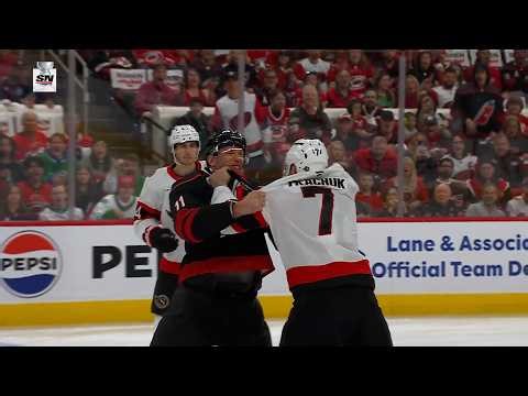 OFF THE FACEOFF! Tkachuk, Staal, drop the gloves to start Game 1!