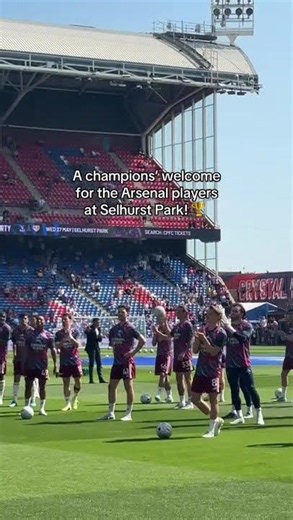 A heroes' welcome for the Gunners 👏