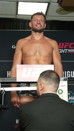 RDR looks JACKED at light heavyweight #ufcsacramento