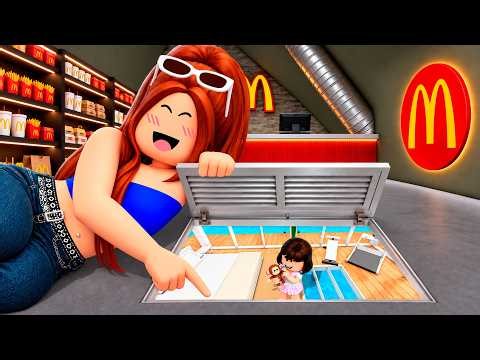 Construimos un CENTRO COMERCIAL en Nuestra Casa en Brookhaven Roblox