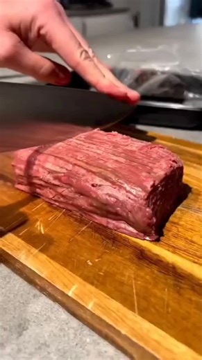 Innovative 3D Printed Steak: A New Culinary Experience