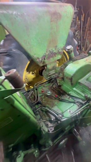 John Deere 4010 getting close to done #tractor #farming