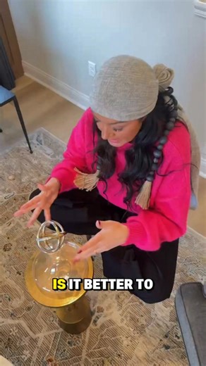 𝗧𝗮𝗺𝗿𝗮 𝗠𝗶𝗻𝗰𝗵🏠🔑𝗞𝗬 𝗥𝗘𝗔𝗟𝗧𝗢𝗥🏝️ on Instagram: "Everyone says spring is the best time to sell… but is that actually true? 🤔 The answer might surprise you—and it could mean more money, fewer showings, or less competition, depending on your situation. ✔️ How buyer demand changes by season ✔️ When sellers can actually get stronger offers ✔️ What works best in Northern Kentucky’s real estate market 👉 Click the link to find out which season is best for YOUR home and how to time your