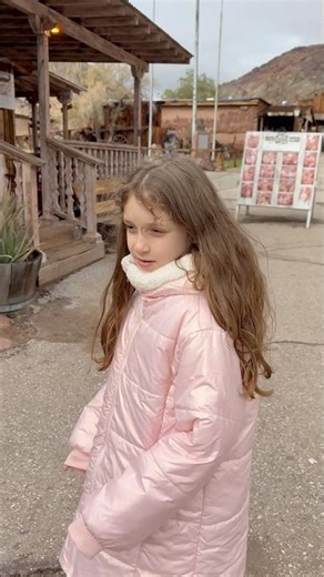 Ai o irmão não perde a oportunidade 😂 #youtubeshorts #shosts