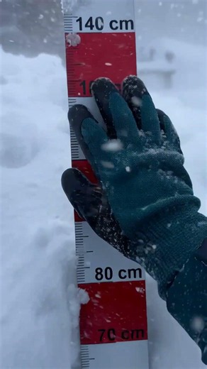 Six Feet of Snow Fell in ONE Day — and It's a Real Record #Shorts