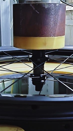 Assembling carbon fiber wheelsets:Tension Release.#icancycling #alpha40