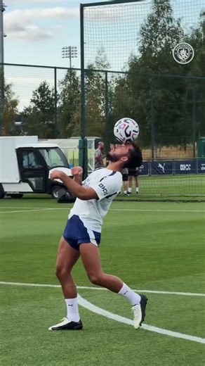Sealed with a kiss ⚽️🩵 #football #skills #mancity #premierleague #shorts