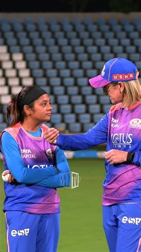 ℂ𝕠𝕒𝕔𝕙 𝕃𝕚𝕤𝕒'𝕤 𝔼𝕣𝕒 𝔹𝕖𝕘𝕚𝕟𝕤 💙#AaliRe #MumbaiIndians #TATAWPL