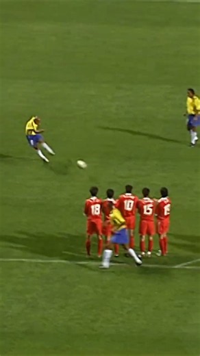 Roberto Carlos Rockets His Only World Cup Goal #shorts #robertocarlos #brazil
