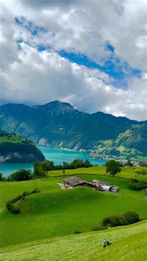 🇨🇭#switzerland #ytshorts #travel #adventure #beautifuldestinations #youtubeshorts #viral #nature