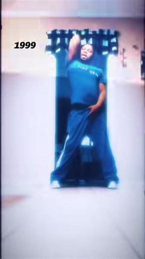 Britney Spears Dance Challenge: Hit Me Baby One More Time