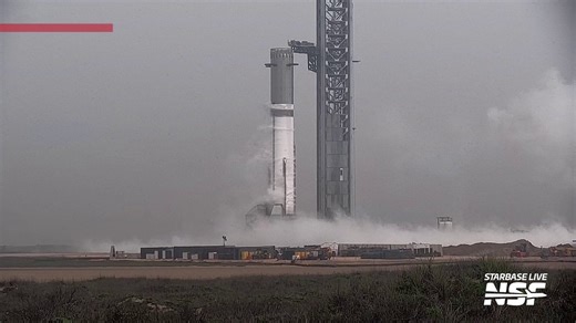 SpaceX is closing in on the first flight of the Block 3 Starship, completing a pre-launch Static Fire test of Booster 19 at Pad 2 ahead of full stack operations.➡️https://t.co/sUn043F1EC