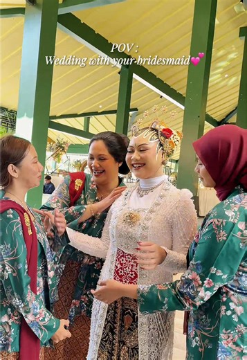 First Look Bridesmaid Trends