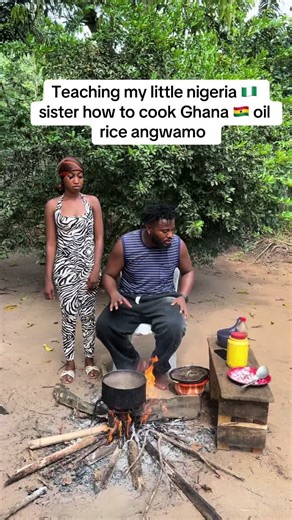 Cooking Ghana Oil Rice Angwamo with My Little Sister