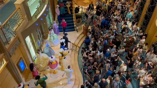Disney Wonder. The final farewell on the last night. Part 2 Till we meet again 🫶🏻 The Princesses and characters took time in between part 1 and part 2 to take photos with guests for about 20 minutes. Then they did this last performance for us. I loved the fact they all signed the words as well as singing. #DisneyCruiseLineAU #glitztravel | Glitz Travel