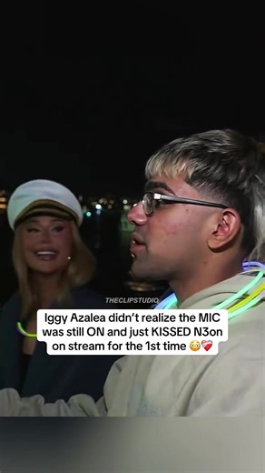 Iggy Azalea Surprises Fans with On-Stream Kiss