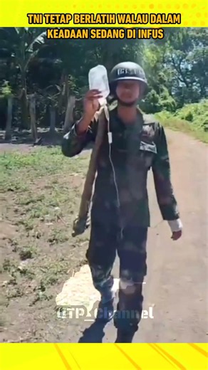 TNI TETAP BERLATIH WALAU SEDANG DI INFUS #shorts #tni #komando #tniad #tentara #viral #berita