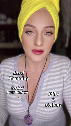 Dottie Jean Tarot: Herd Mentality, Pills & Potions, Let God Handle Them