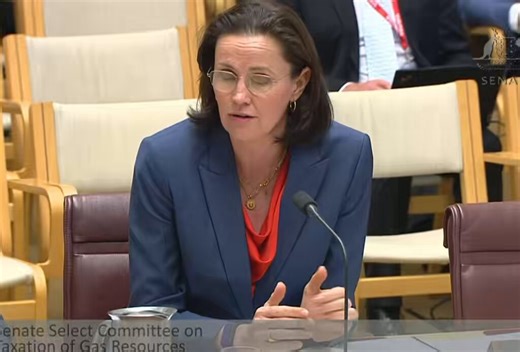 Appalling performance by @Shell’s most senior Australian executive managing its revenues and exports. She has no idea. None. Before a parliamentary enquiry. What did she think she’d be asked — how much a paddle pop costs in a Shell servo in Dubbo?