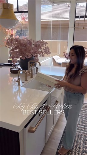 El Peterson | Home | Lifestyle on Instagram: "Sharing my Top 10 kitchen best sellers! Comment: 'send please' and I'll send you the direct link. For FB: tap link in bio to S H O P Kitchen essentials Kitchen gadgets Home finds Home organization #amazonfinds #amazonhome"