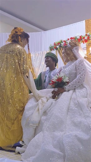 Ongera Sn Bro na Allah Awafanyie Wepesi Katika Ndoa Yenu