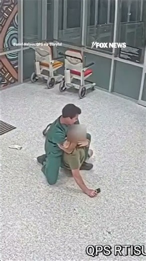 Jiu jitsu nurse steps in to subdue violent patient #shorts #news #foxnews #us