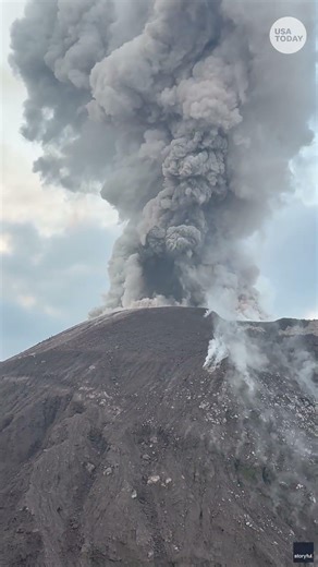 Tourists race down erupting volcano. See the frightening escape.