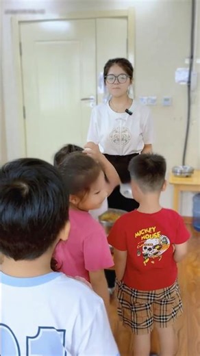 The teacher got scolded 🍛😱