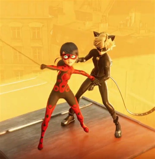 "Ladybug needs help..." | #shorts #miraculousladybug