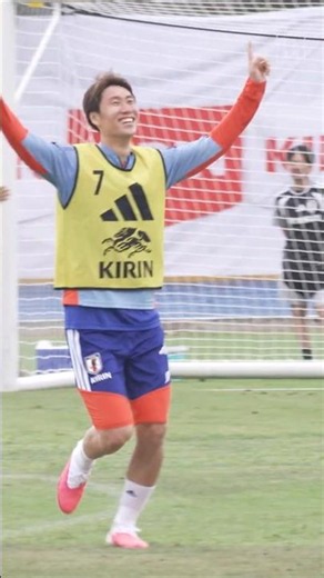 モンテレイ合宿初日から“白熱のミニゲーム”!! 初合流の #鎌田大地 も溌剌とプレー!! #FIFAワールドカップ #本気で楽しむならDAZN #サッカー日本代表