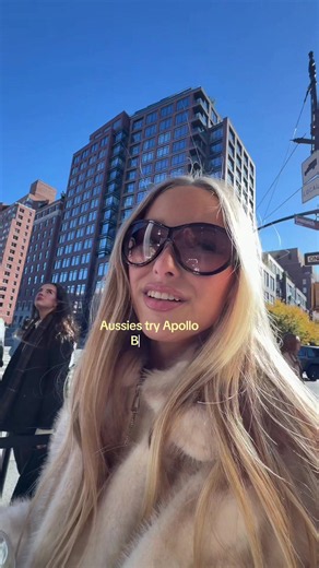Apollo Bagels taste test — Aussies try Apollo Bagels