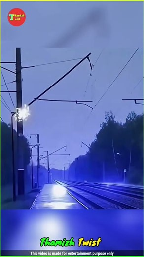Unique Lightning Strikes That Look Unreal! ⚡😱 Nature Is Incredible! #shorts