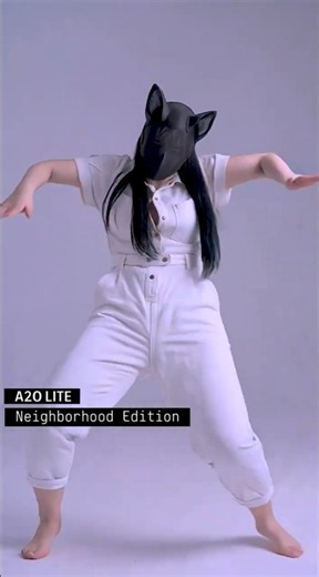 Oops, I Danced to It Again 🤭💚 | A20 LITE “NEON”