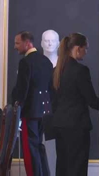 Norway’s New King Haakon VIII Meets Government After King Harald’s Death #shorts