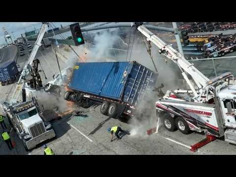 Big Rig Stuck : Massive Recovery Operation Using Heavy Equipment