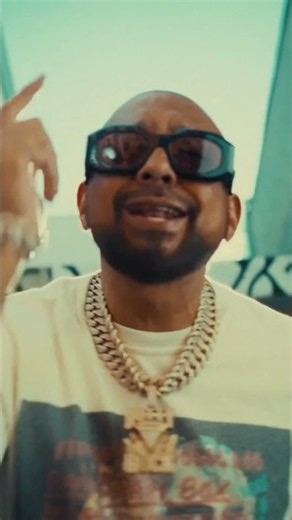 Sean Paul releases the visuals for his Sleng Teng Riddim reigniting 🔥 #shorts #dancehall #slengteng