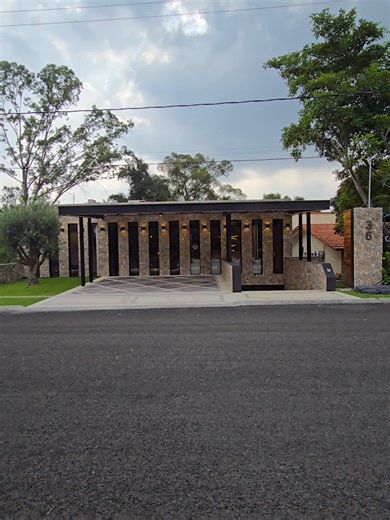 Recorrido por la Casa Parota: Diseño Mexicano