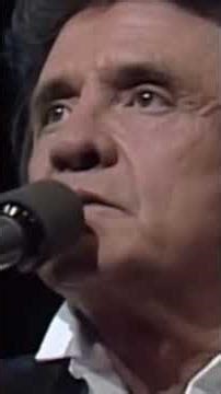 Johnny Cash with "Sunday Mornin' Comin' Down" from Austin City Limits