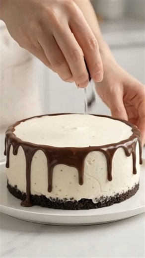 Ultimate Oreo Ice Cream Cake ASMR 🍪🤍 كيكة أوريو وآيس كريم الفانيليا #dessert#asmr #recipe #chocolate