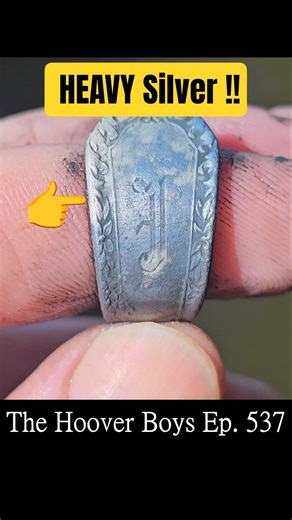 Honker! Fat HEAVY Spoon Ring FOUND in the River!! #silver #spoonring #metaldetecting #treasure
