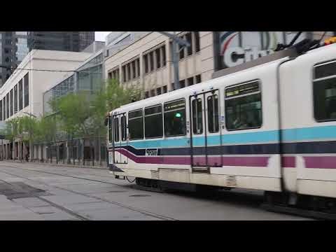 Calgary Transit Siemens/DüWag U2 #2048 departing 6th Street Station