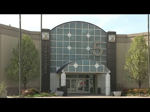 Chicago seeks to close Ford City Mall for public safety