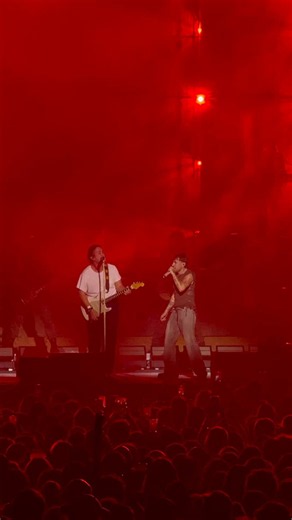 Movistar Arena España on X: "Primera gran sorpresa en el segundo concierto de Dani Fernández en el Movistar Arena de Madrid. Canta “Dolores Rayo” junto a @NinaPolaca" / X