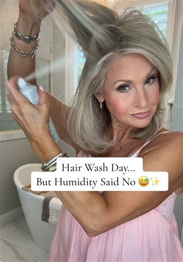 Color Wow Dry Shampoo: Humidity-Proof Hair Rescue