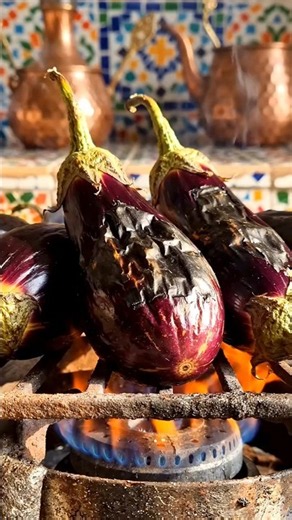 Mirza Ghasemi 🇮🇷🍆 | Traditional Iranian Eggplant Dish