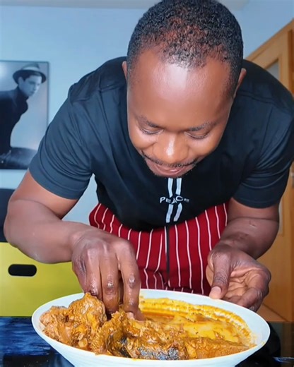 There's human cat in my house, funny husband and wife | Jenny's World Productions