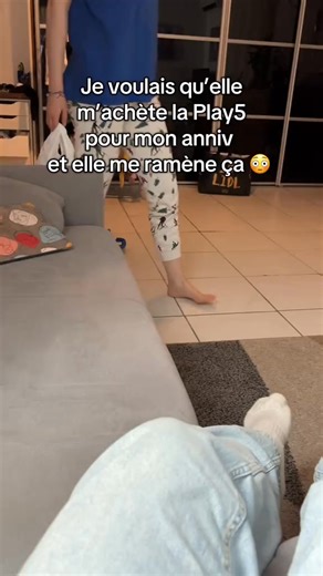 Turn any gift into a laugh—The Prank Box delivers a silly screw-challenge and a cheeky middle-finger surprise that sparks instant reactions. Compact, gift-ready, and perfect for birthdays, parties, or white-elephant swaps. 🤪🖕 🛒Buy now👉：https://t.site/4rfVLjN | Shoplyhube