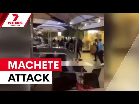 Machete attack outside Melbourne dessert bar | 7NEWS